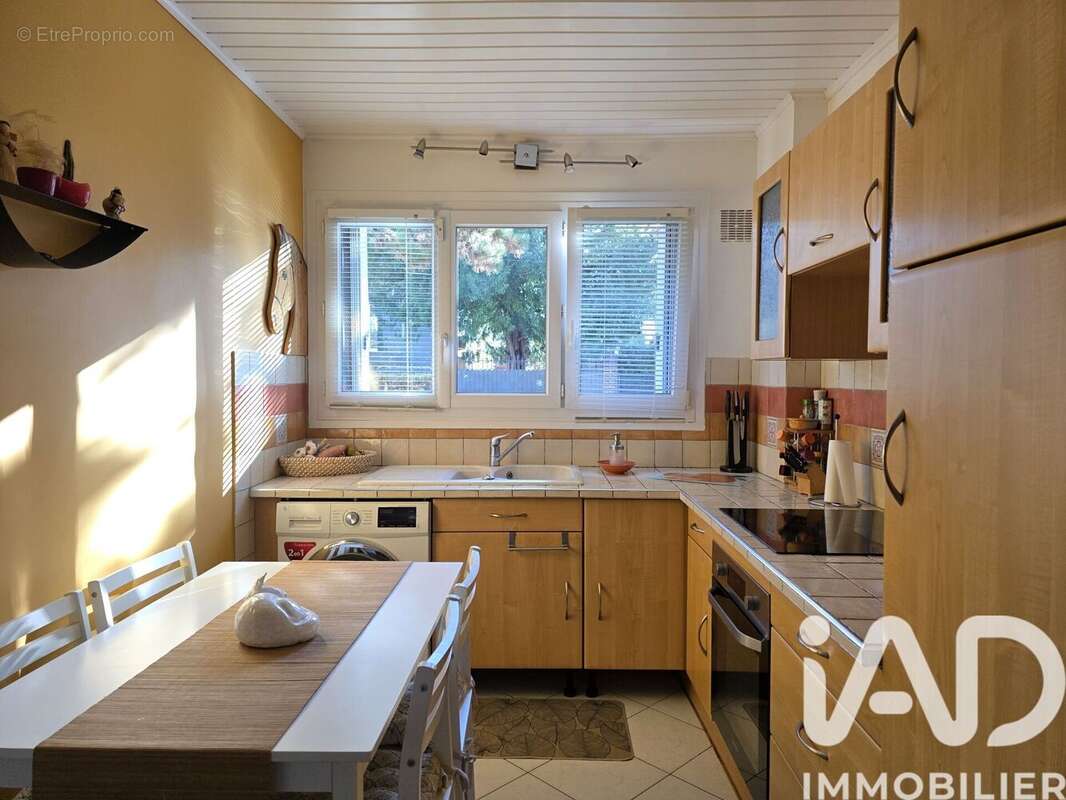 Photo 5 - Appartement à LIVRY-GARGAN