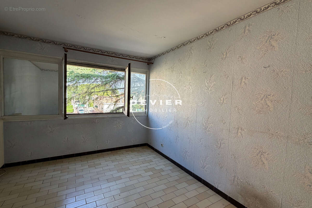 Appartement 4 pièces 79 m² à vendre à Montpellier (34070) - photo 3