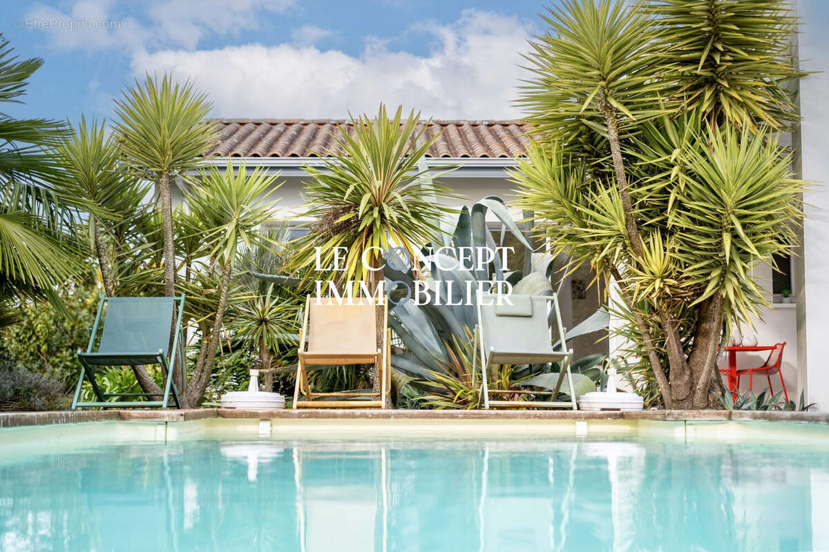 Maison à BASSUSSARRY