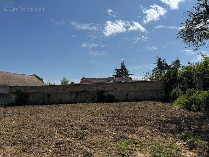 Terrain 402 m² à Longuesse  - photo 1