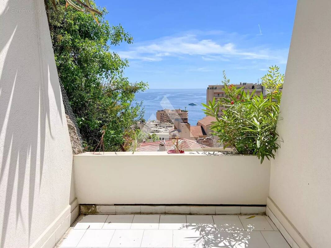 Appartement à BEAUSOLEIL