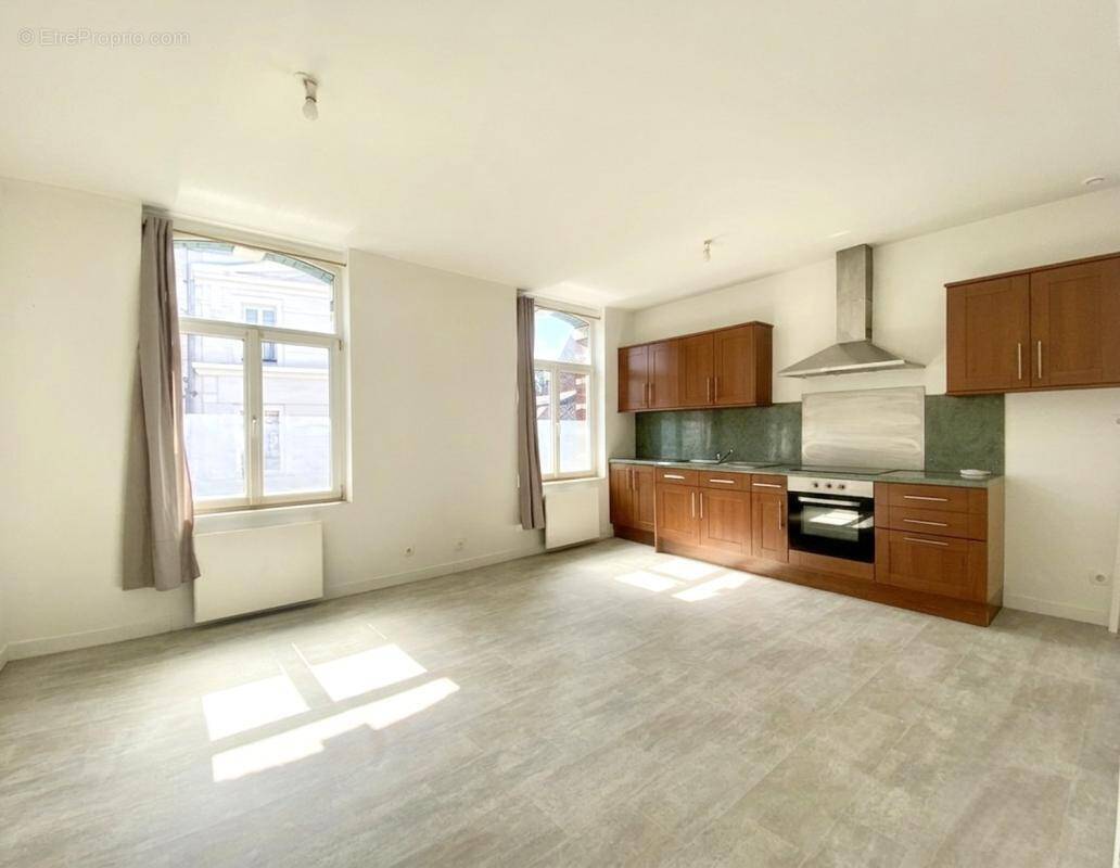 Appartement à ANICHE