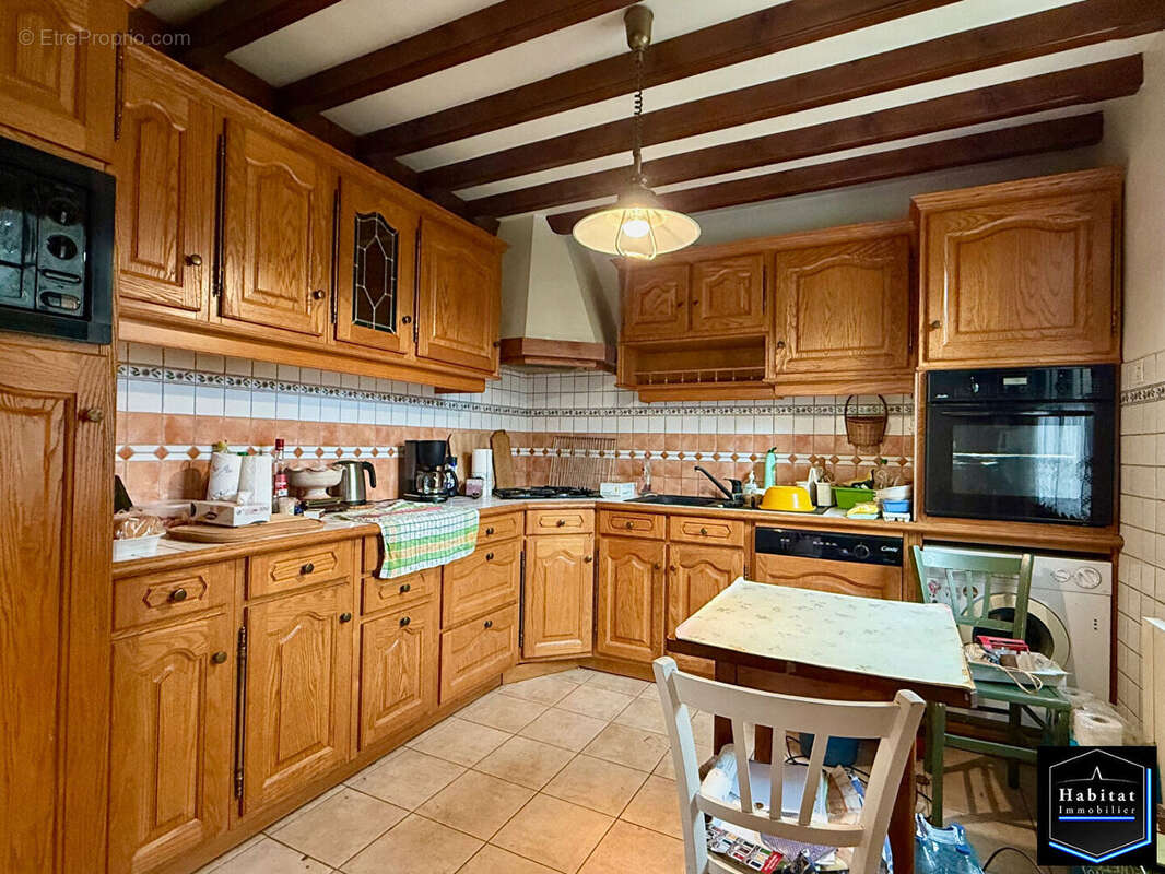 Maison à LE PLESSIS-BELLEVILLE