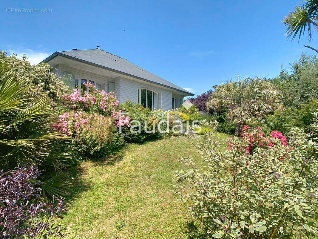 Maison à BARNEVILLE-CARTERET