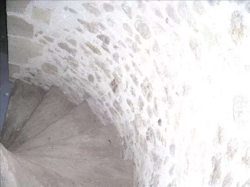 Maison à BOURBON-L'ARCHAMBAULT