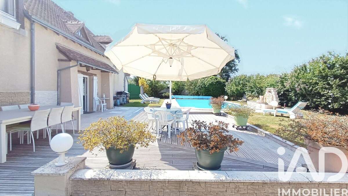 Maison 175 m² à Maisonnais  - photo 9