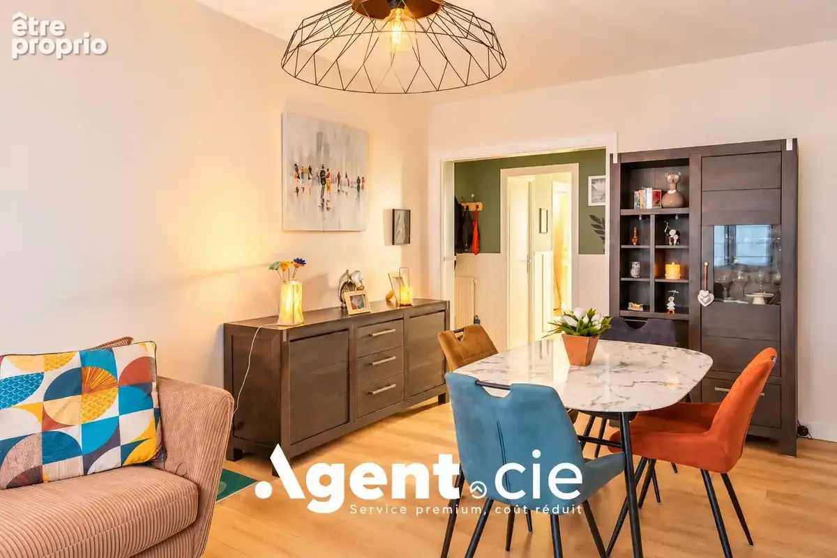 Appartement 3 pièces 67 m² à vendre à Bayeux (14400) - photo 2