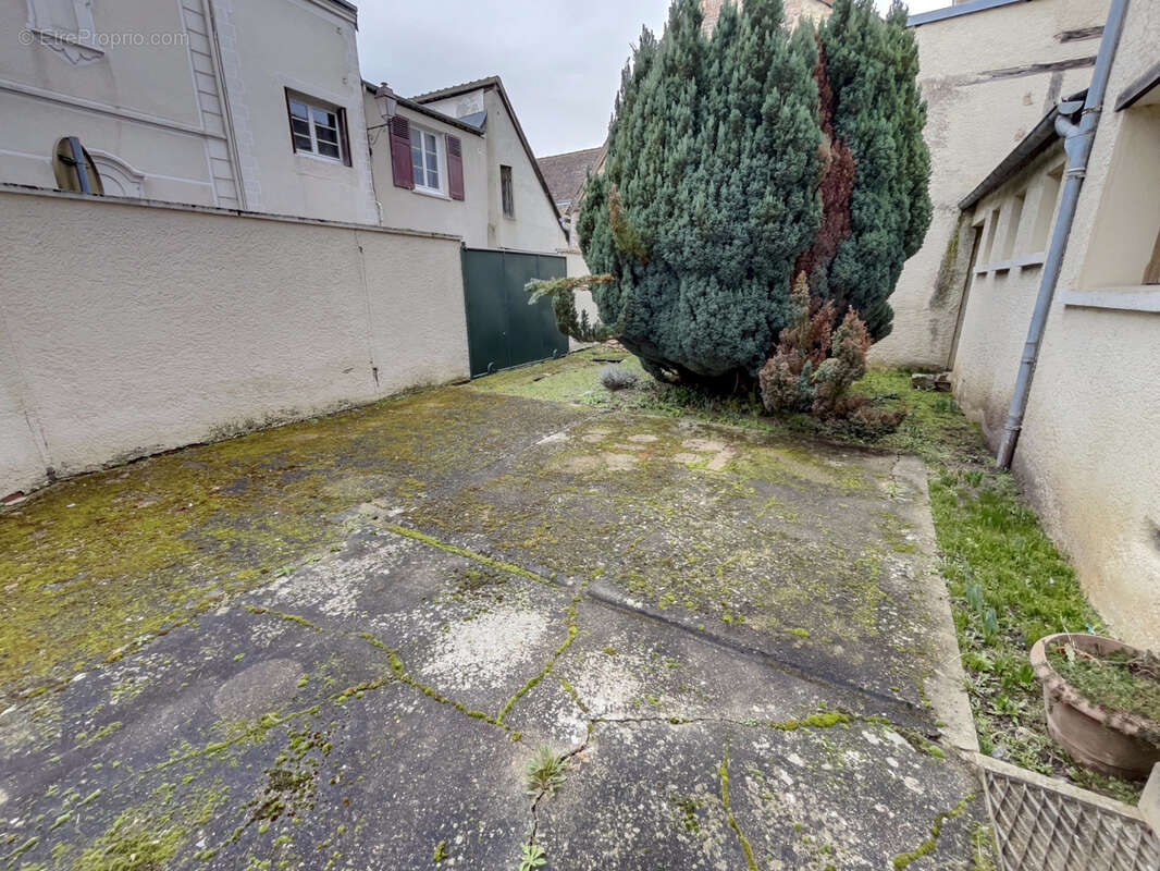 Maison à NONANCOURT