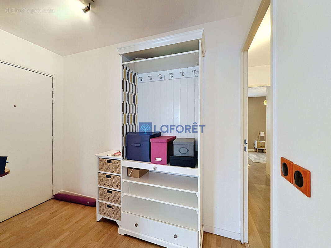 Appartement à SURESNES
