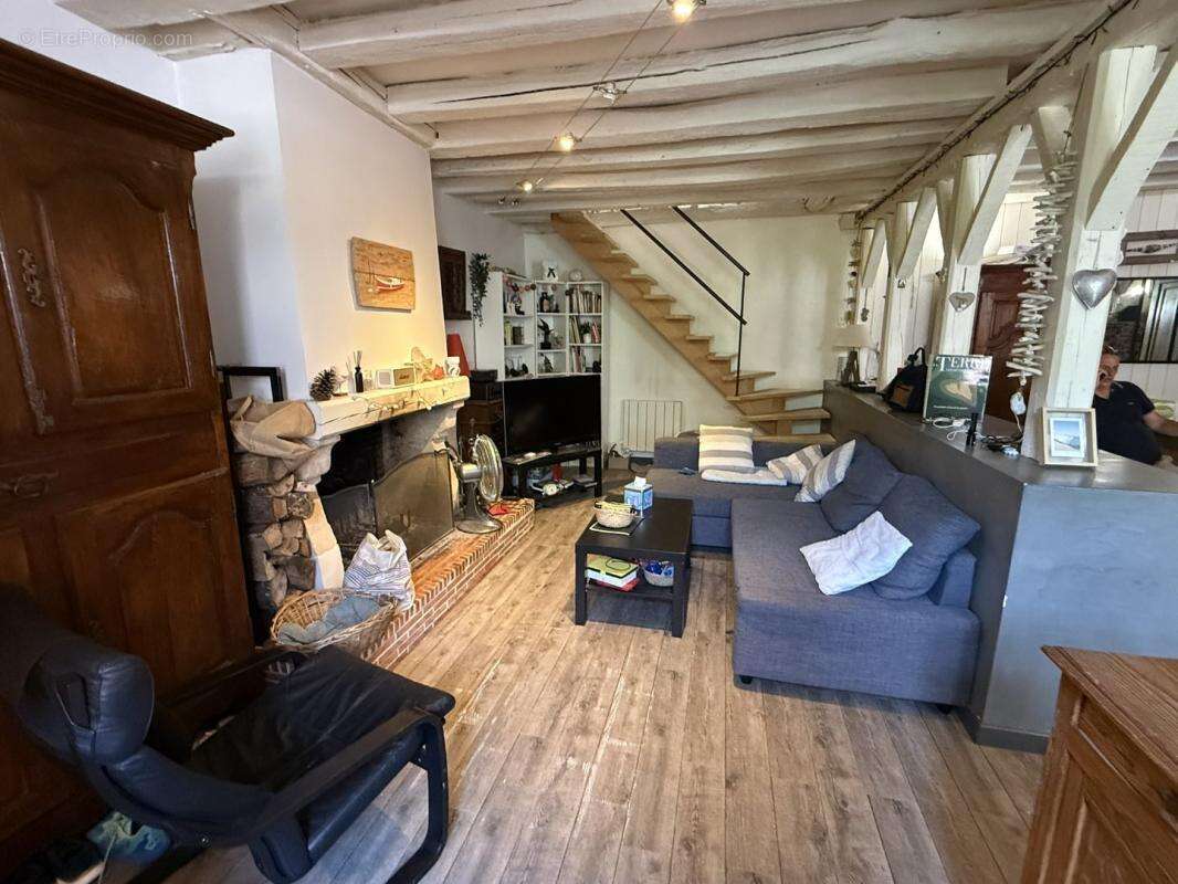 Maison 4 pièces 122 m² à vendre à Baule (45130) - photo 3