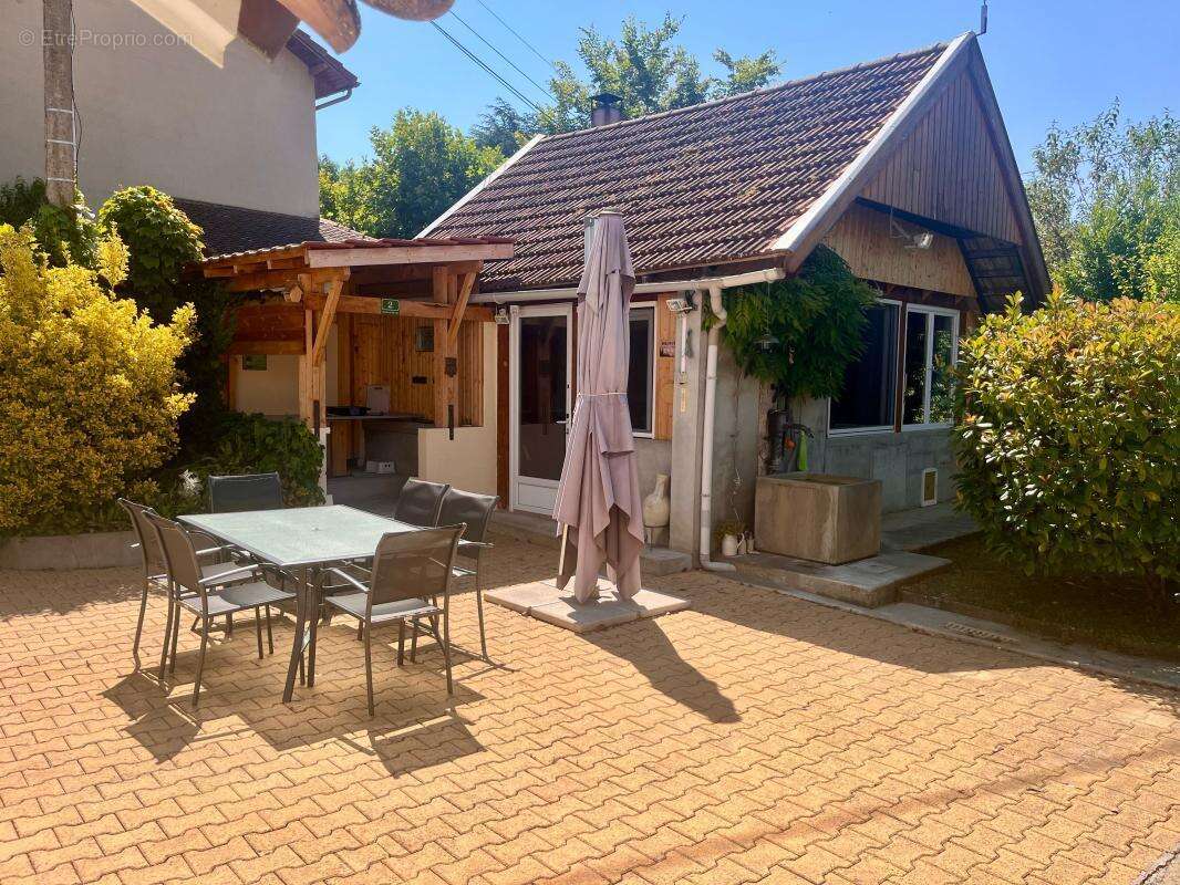 En exclusivité - maison dauphinoise avec joli terrain et dépendances a sainte-blandine (38110) - photo 14