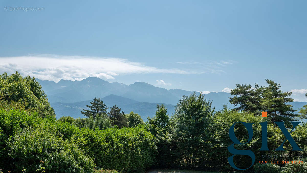 Maison à SAINT-ISMIER