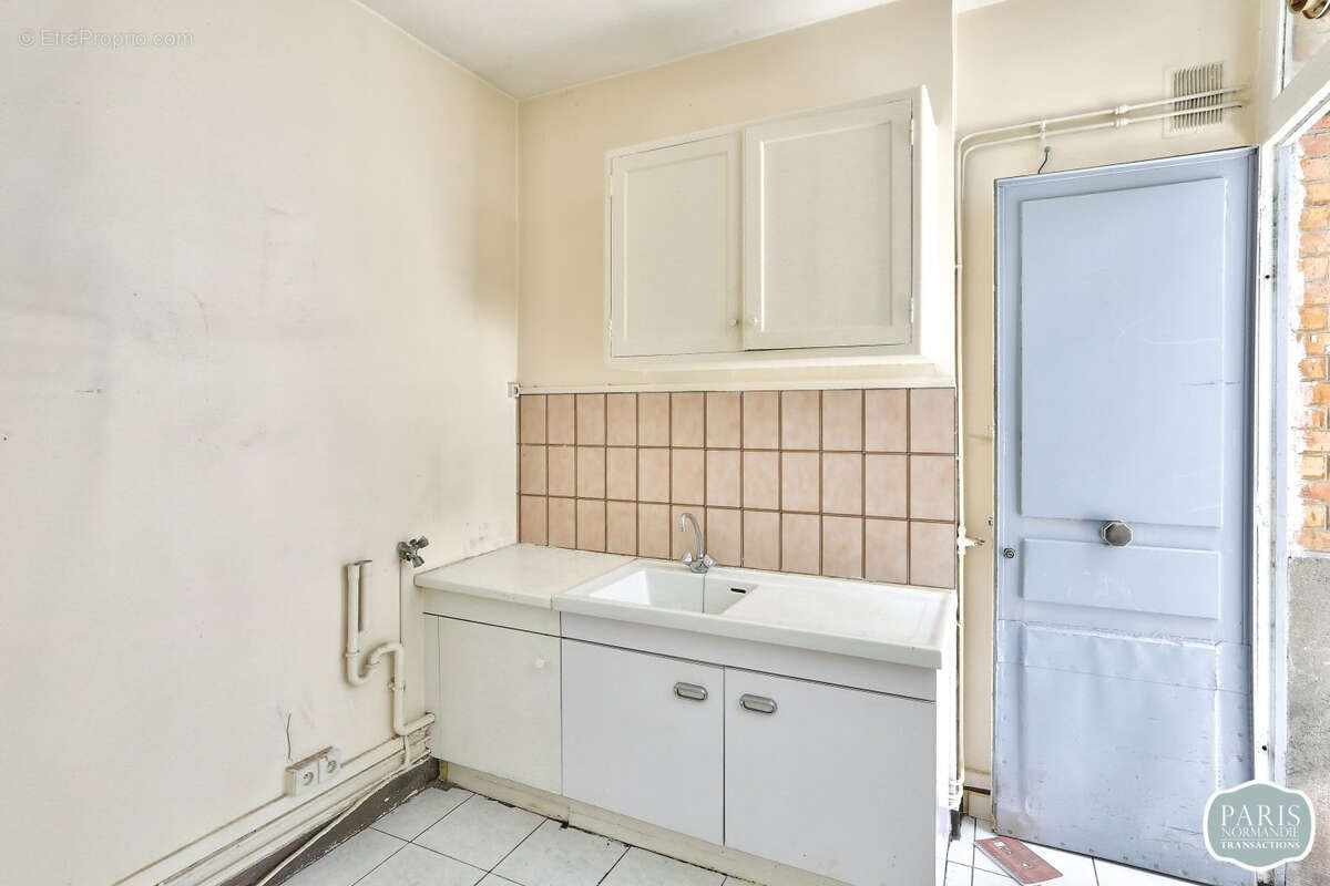 Appartement à NEUILLY-SUR-SEINE