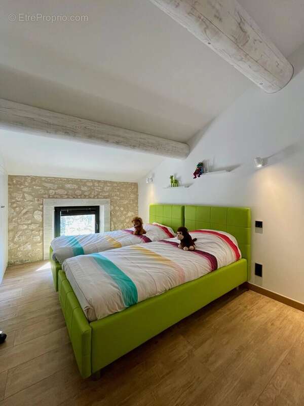 Maison à L&#039;ISLE-SUR-LA-SORGUE