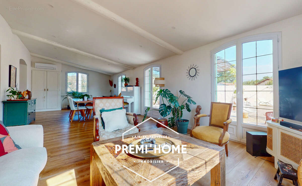 Appartement à ARLES