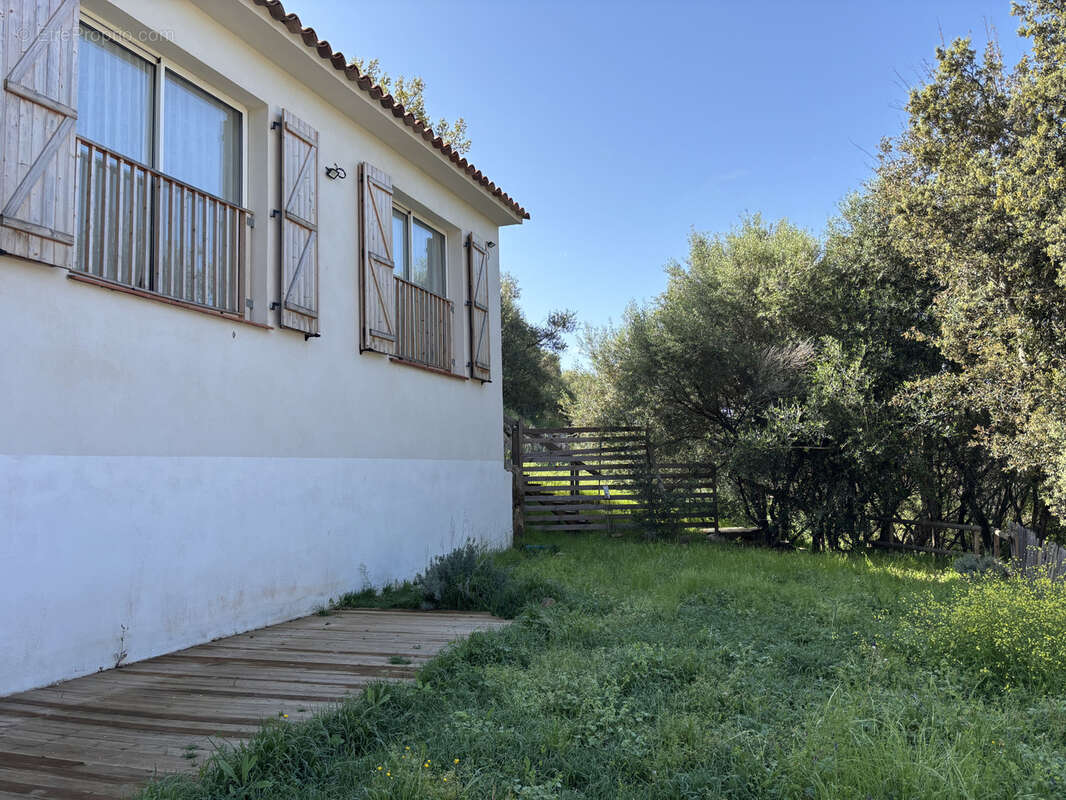 Maison à FIGARI