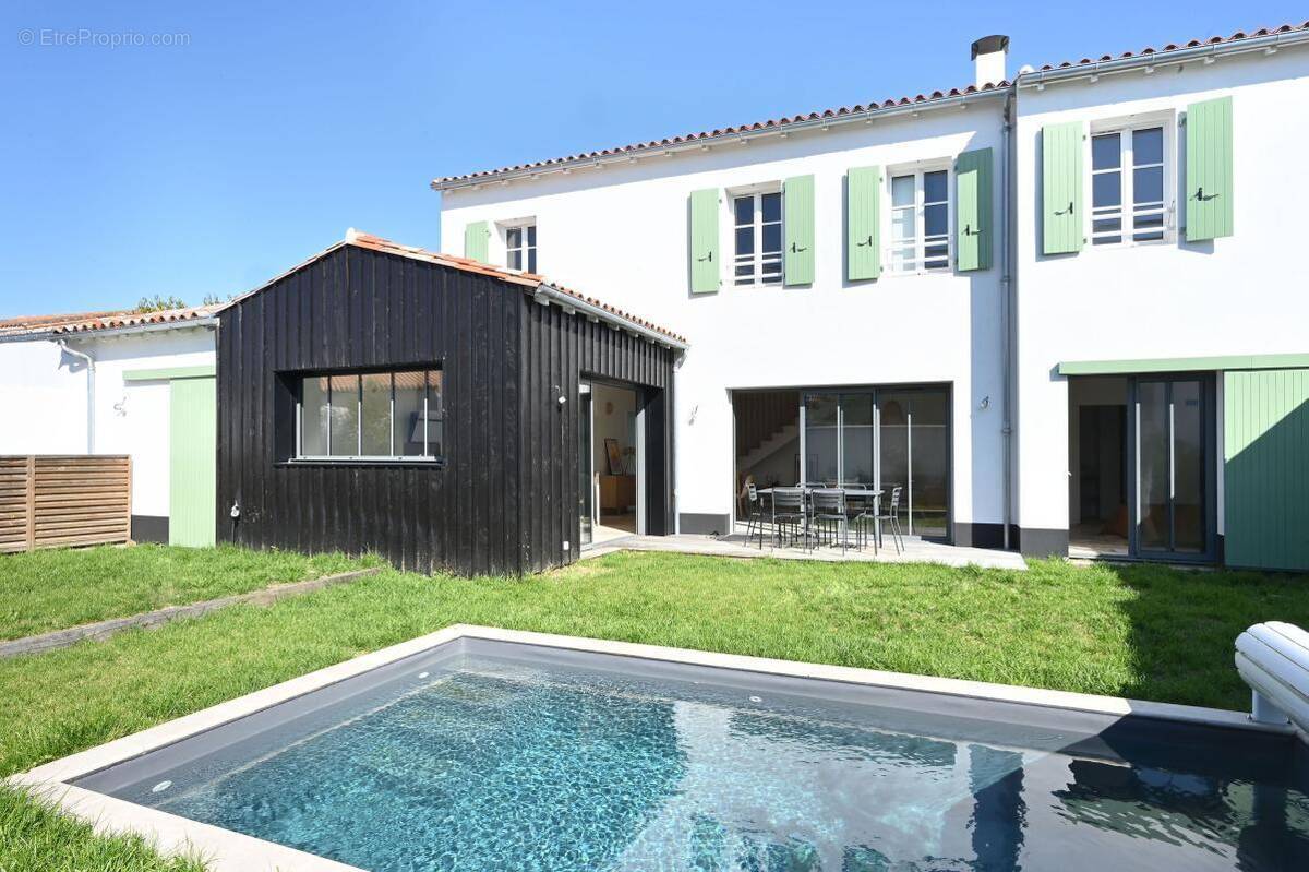 Maison à SAINT-MARTIN-DE-RE