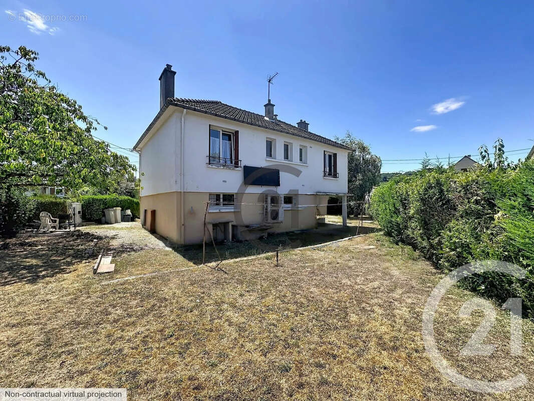 Maison 81 m² à Villeneuve-Sur-Yonne  - photo 2