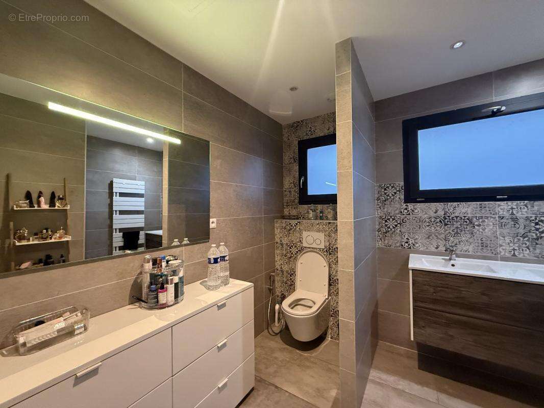 Maison à LOIRE-SUR-RHONE