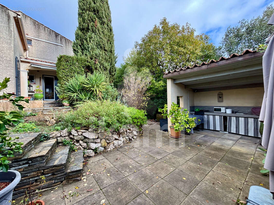 Maison à SAINT-GELY-DU-FESC