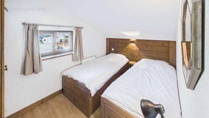 Appartement à MORILLON