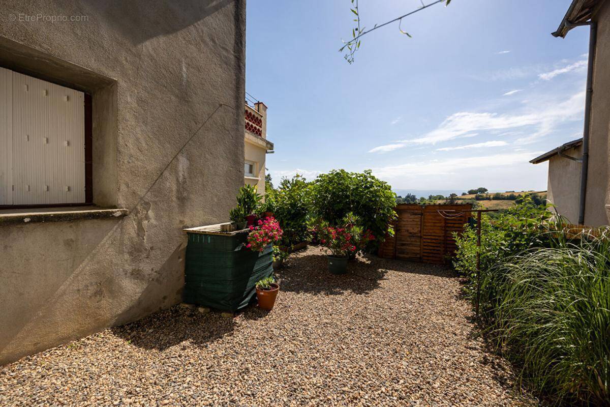 Maison à VIOLAY