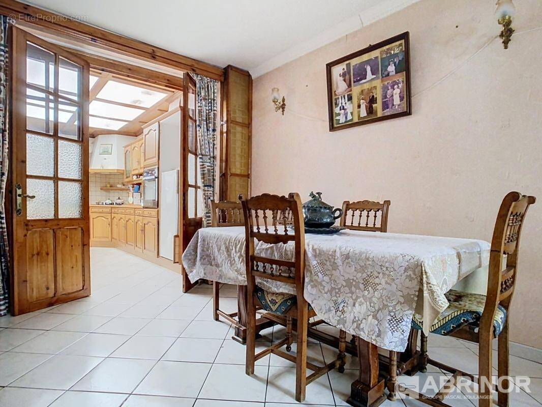 Maison à LEZENNES