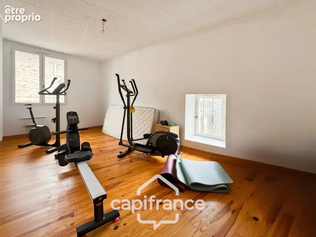 Maison à vendre 9 pièces de 197m² à Châteauneuf-de-Galaure (26) - photo 18