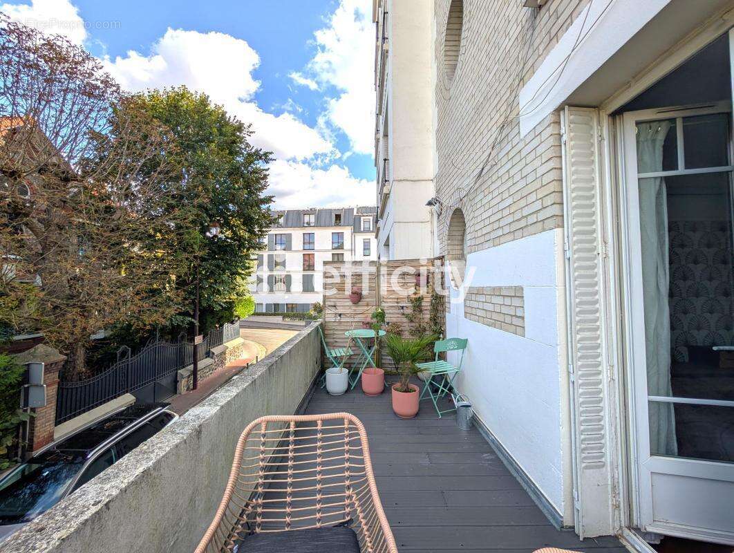 Appartement à ENGHIEN-LES-BAINS