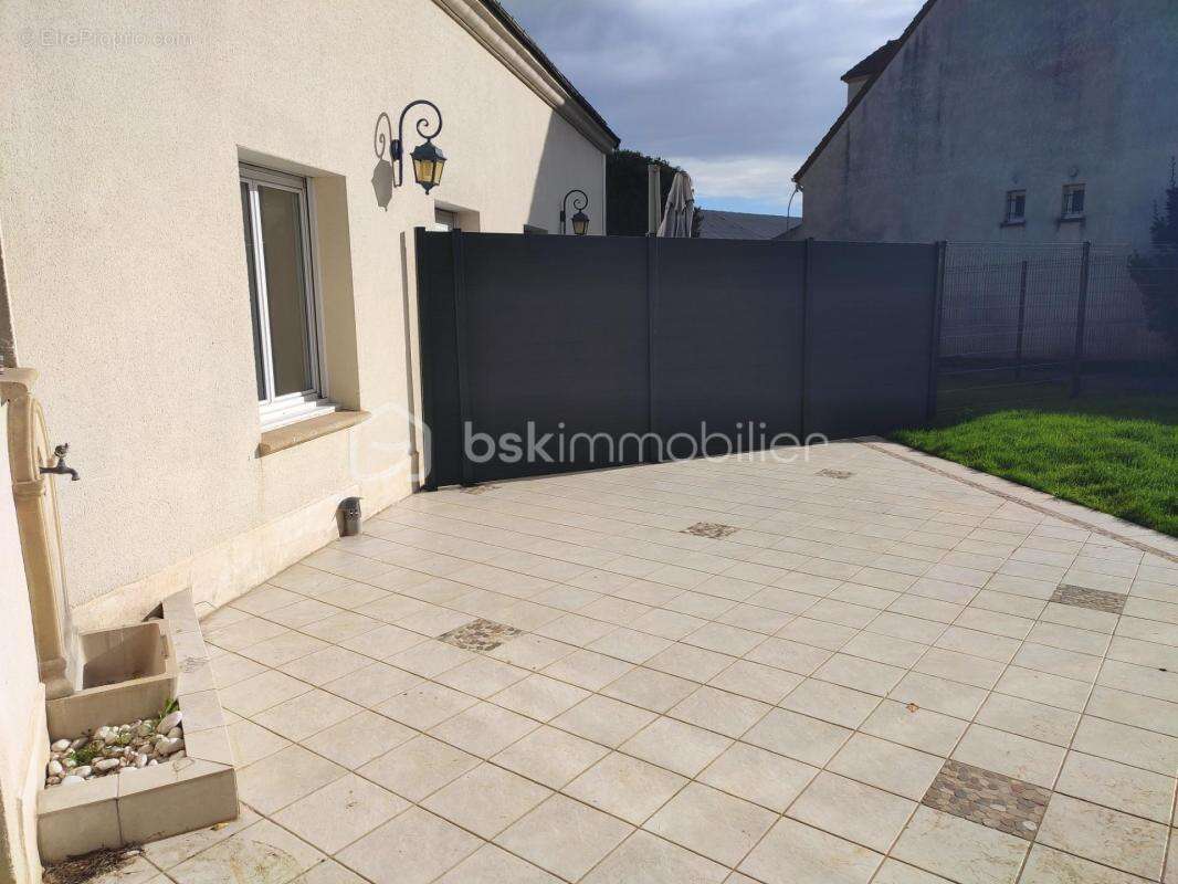 Appartement à BALLAINVILLIERS