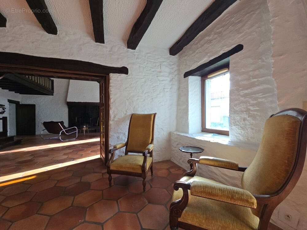 Maison à BOUGUENAIS