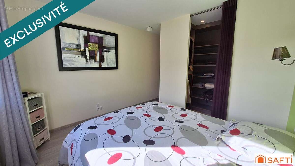 Maison 125 m² à Saint-Yvi  - photo 9