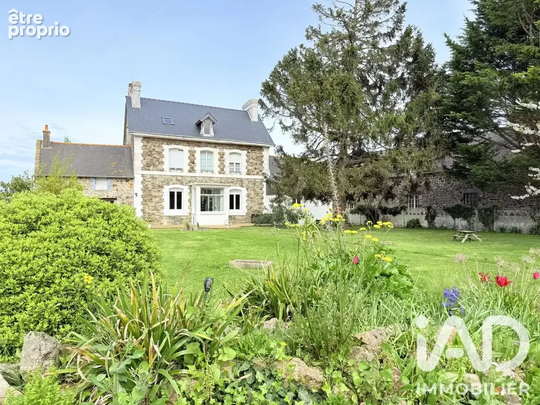 Photo 1 - Maison à LE VIVIER-SUR-MER