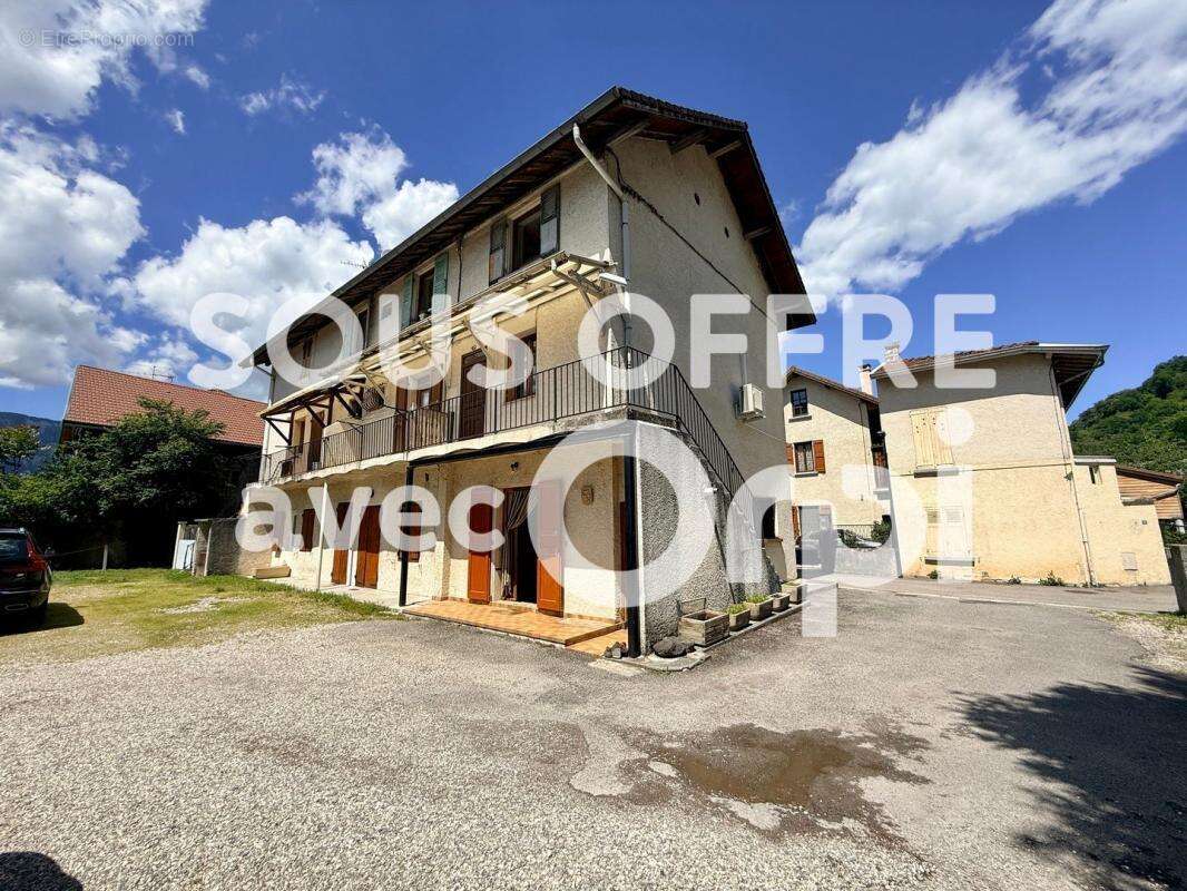 Appartement à VILLARD-BONNOT