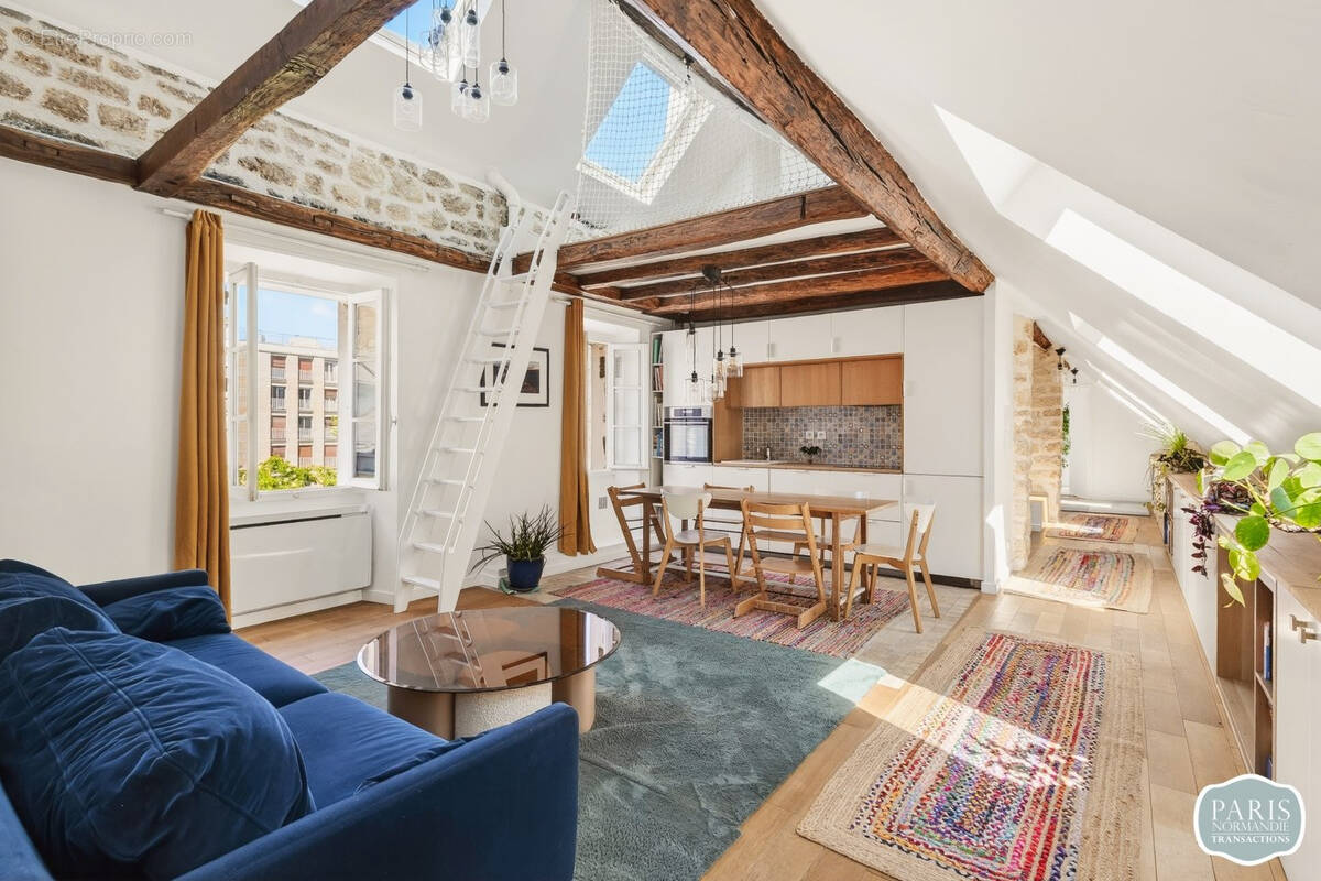 Appartement à PARIS-7E