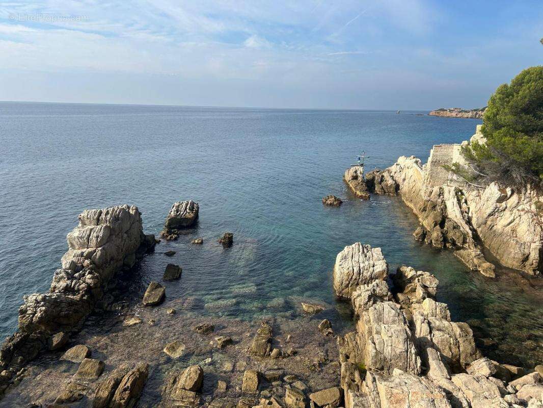 Appartement à SANARY-SUR-MER
