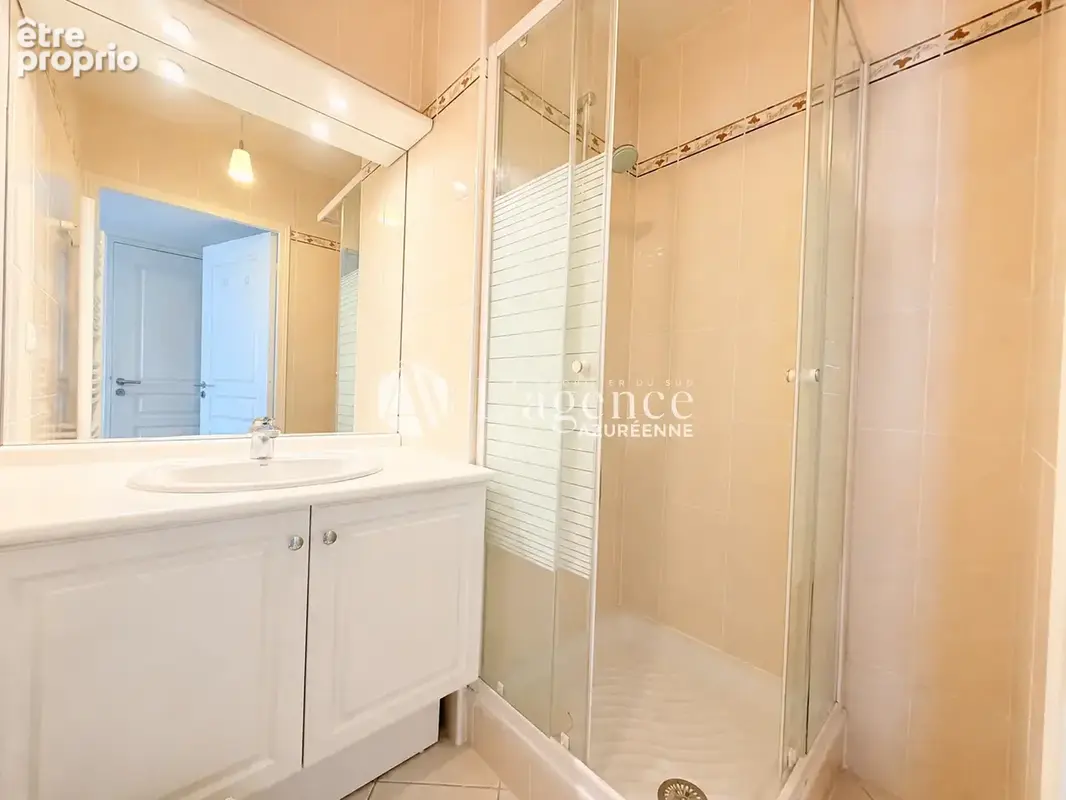 St laurent du var - vespins  - appartement 3 pièces de 73 m2 avec terrasse - stationnement - photo 6