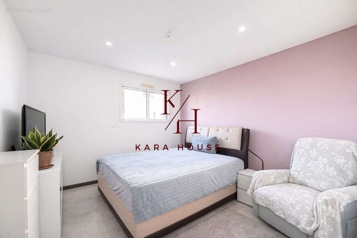 Maison 150 m² à Blainville-Sur-Orne  - photo 9