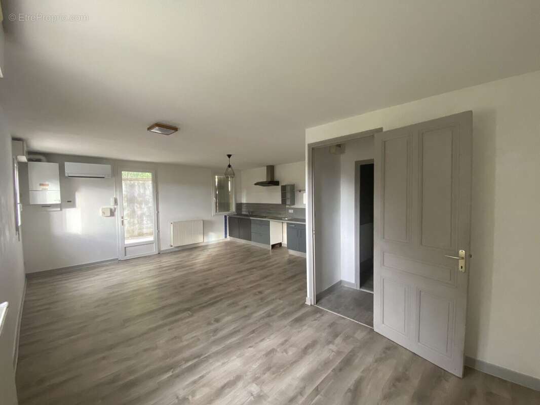 Appartement à VALS-LES-BAINS