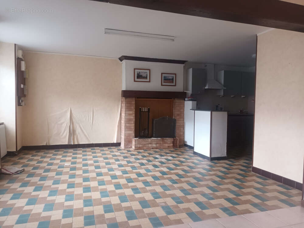 Maison à TESSY-SUR-VIRE