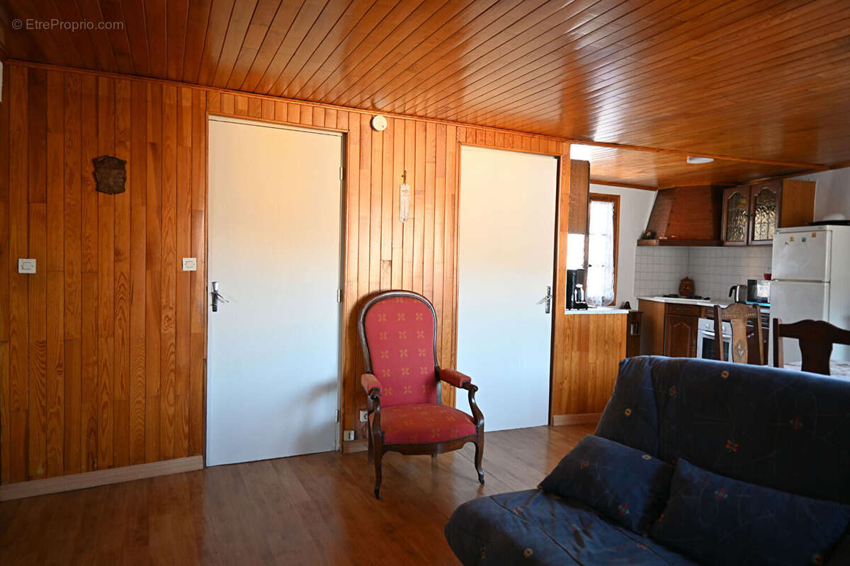 Maison à SAINT-PIERRE-DELS-FORCATS