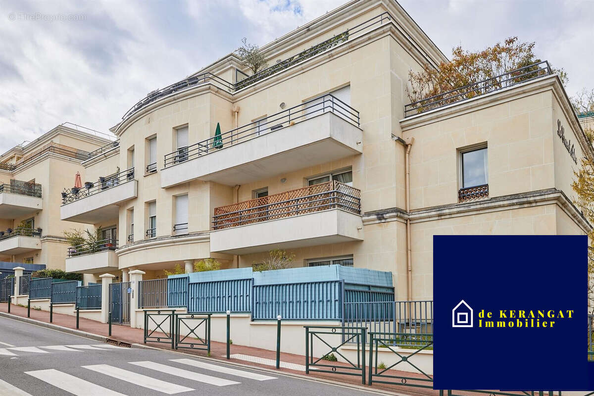 Appartement à LE PLESSIS-ROBINSON