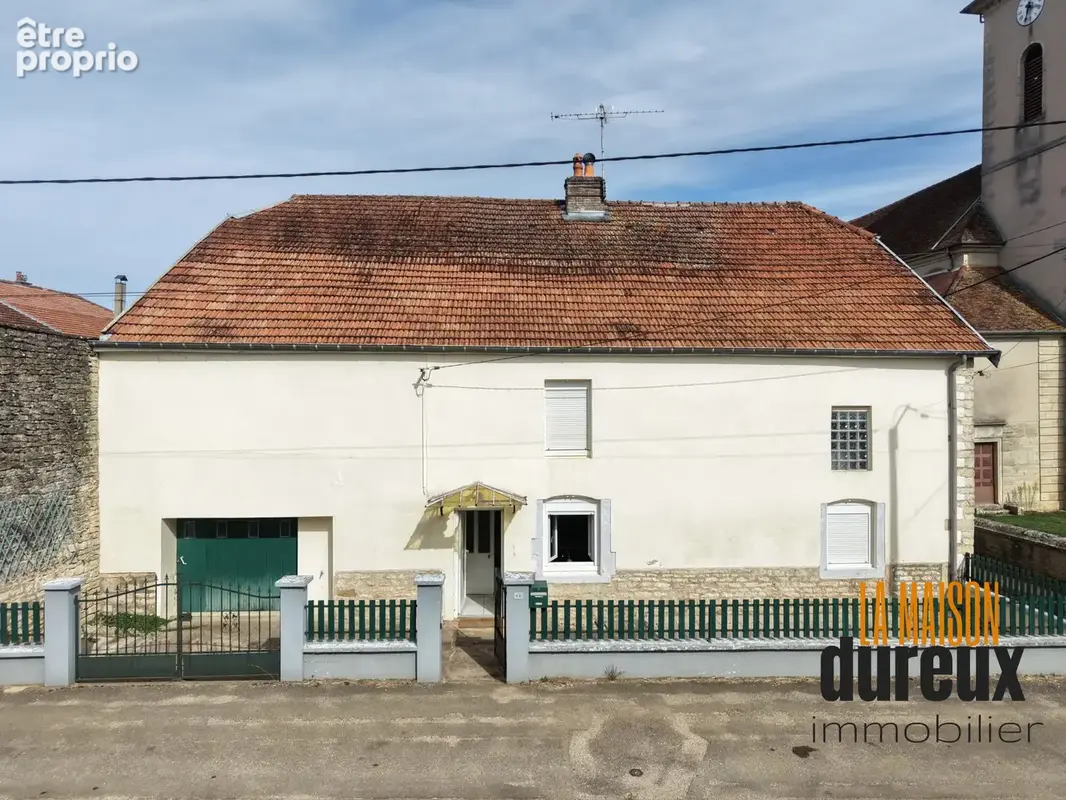Photo Maison à Oyrieres au prix de 105 900€