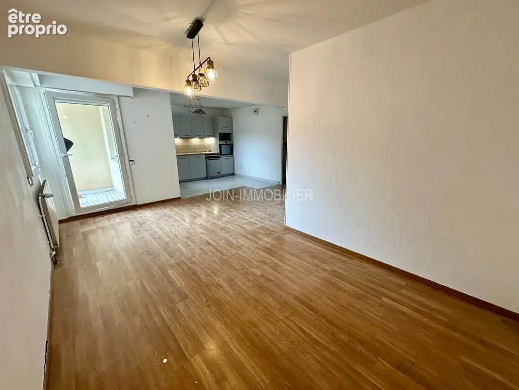 dieppe centre ville - Appartement F4 81,01 m²  avec ascenseur et balcon - photo 12