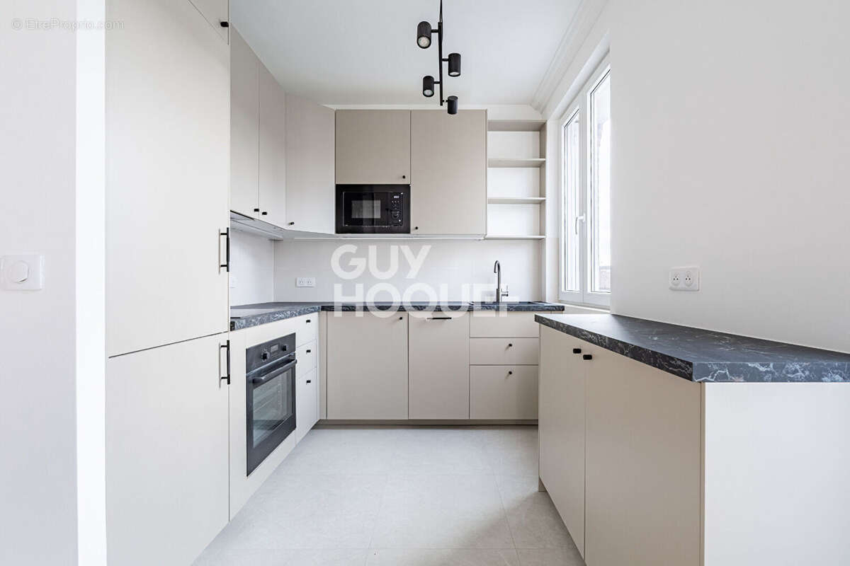 Appartement à ASNIERES-SUR-SEINE
