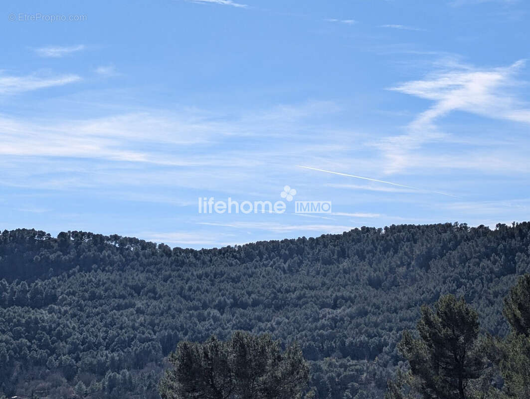 Terrain à SALERNES