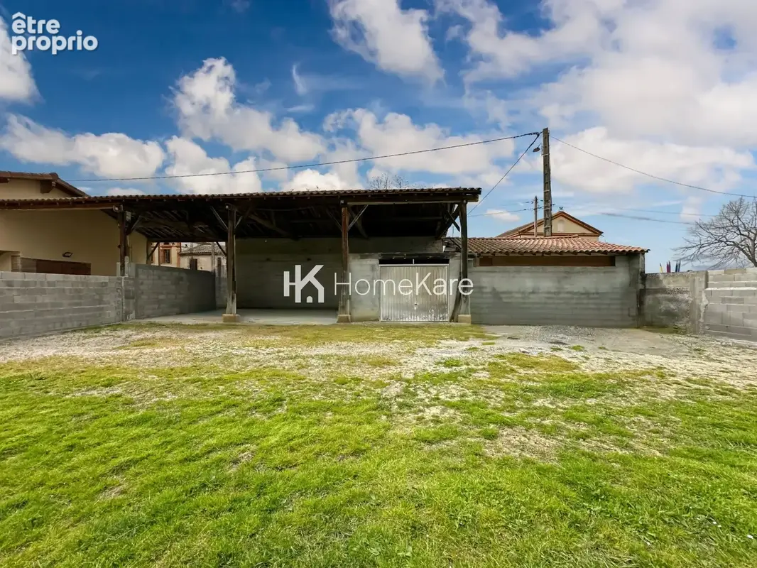 Photo Maison à Saint-Elix-Le-Chateau au prix de 150 000€