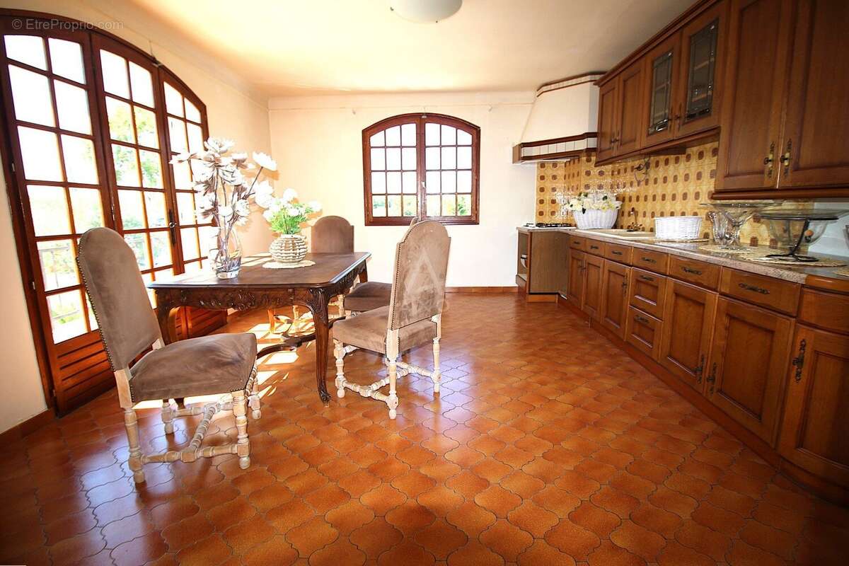 Maison à CASTELSARRASIN