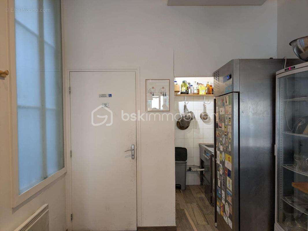 Commerce à PARIS-5E