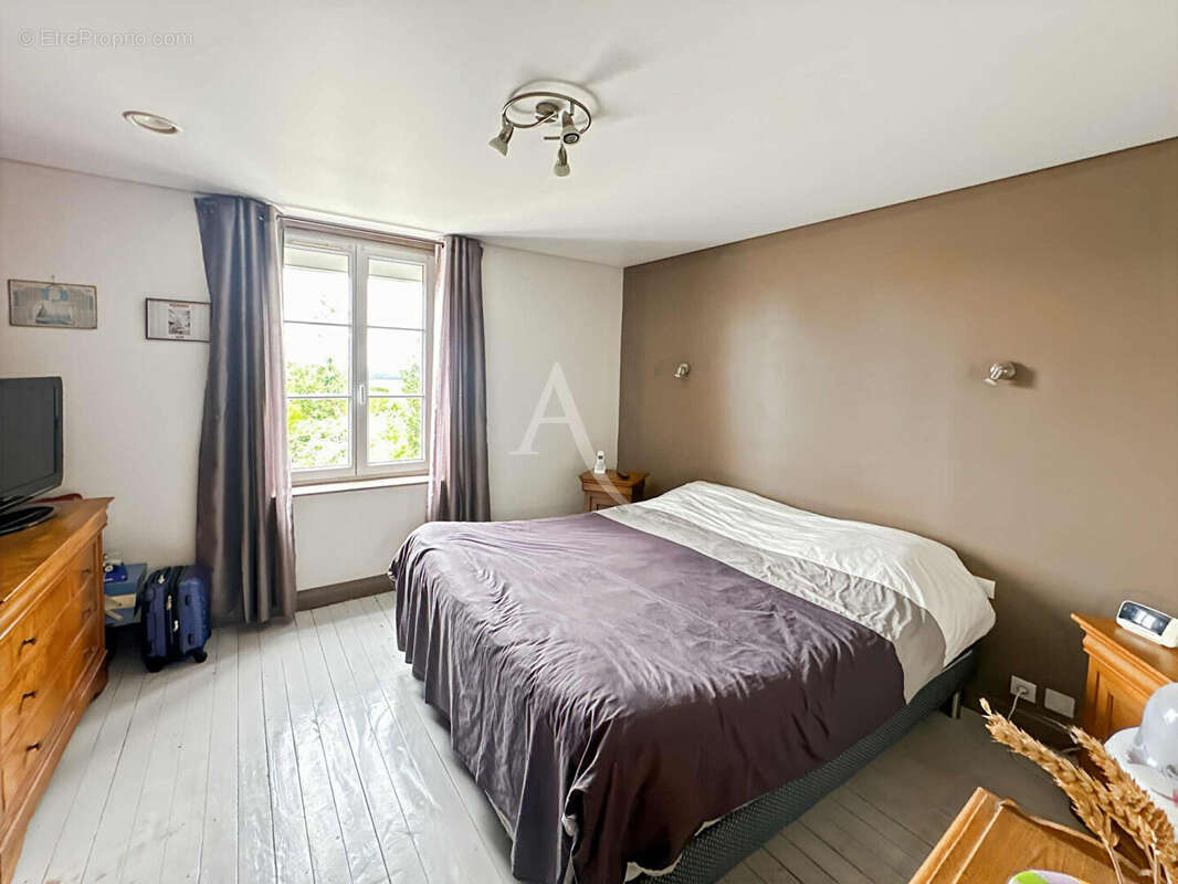 Maison à LES THILLIERS-EN-VEXIN